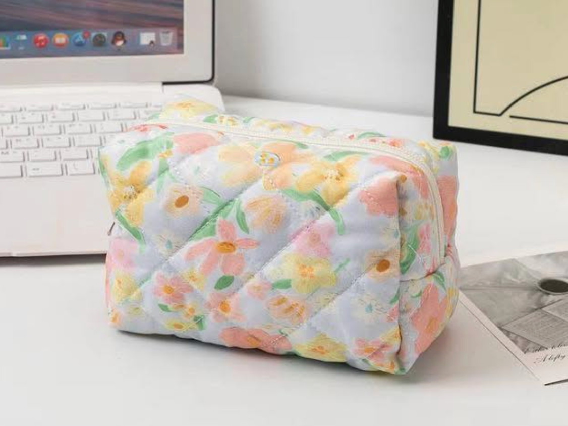 Maci Pouch