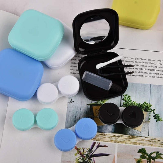 Compact Contact Lense Cases