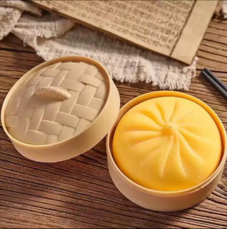 Dumpling Squeeze Squishy with Case